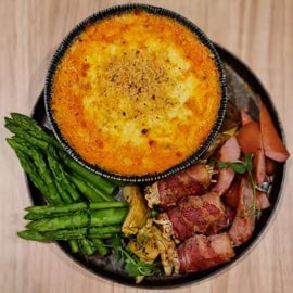 Szechuan Cheddar Cheese Fondue with Assorted Condiments