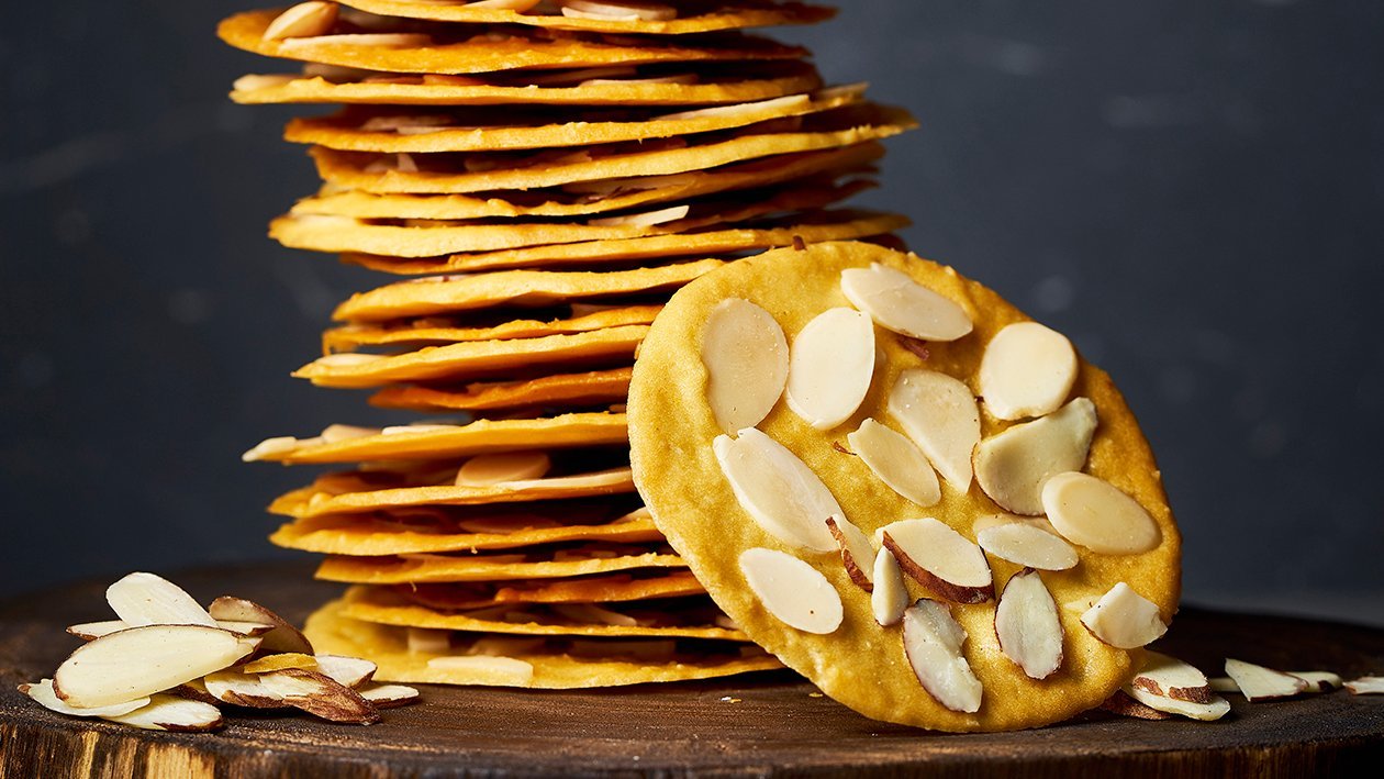 Salted Egg Almond Crisps – - Recipe