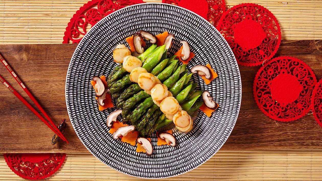 Sautéed Asparagus with Fresh Scallops – - Recipe Sautéed Asparagus with Fresh Scallops – - Recipe