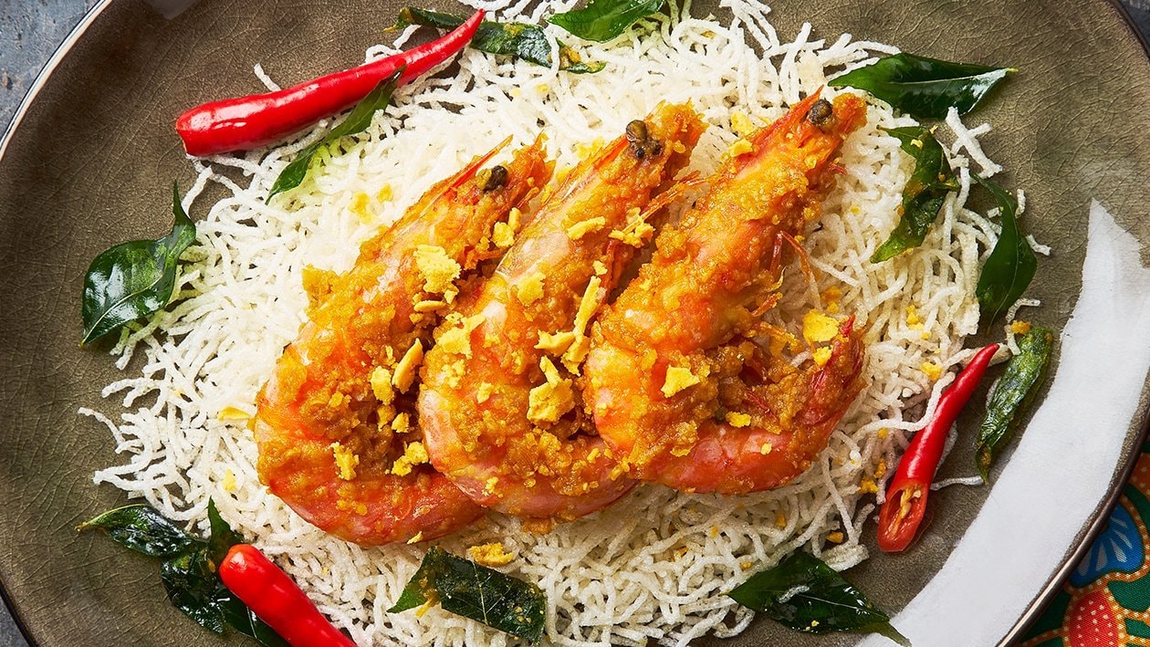 Salted Egg Prawn on Crispy Noodles – - Recipe