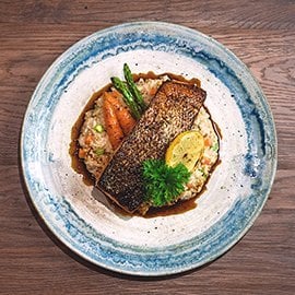 柚子酱汁三文鱼配意式糙米调味饭