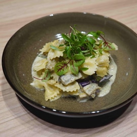 Pasta with Thai Green Curry Sauce