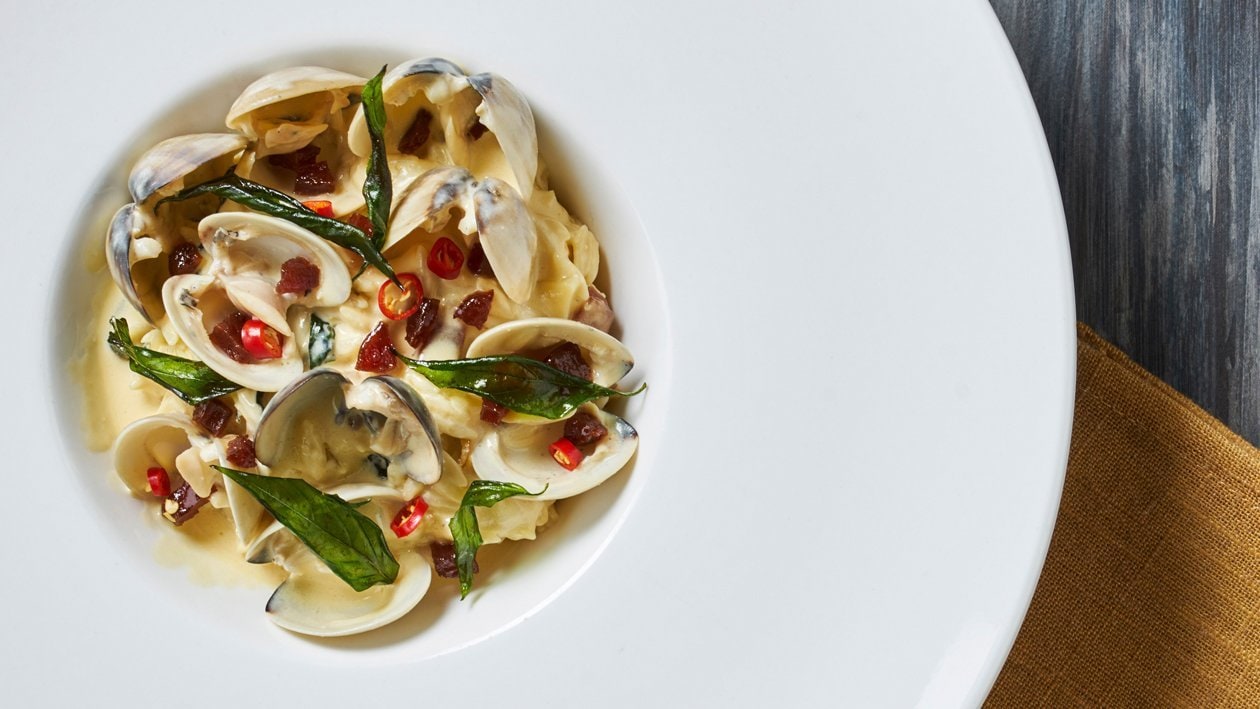 Orzo Pasta, Little Neck Clam, Waxed Sausage Salted Egg Carbonara – - Recipe