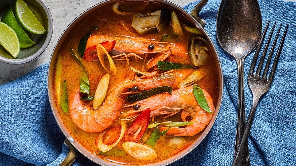 Thai Style Tom Yum Soup - Recipe Unilever Food Solutions