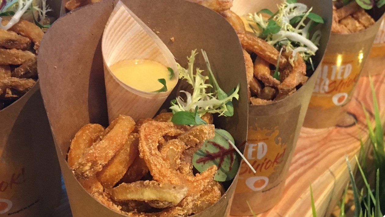Curly Fries with Salted Egg Dip – - Recipe Curly Fries with Salted Egg Dip – - Recipe