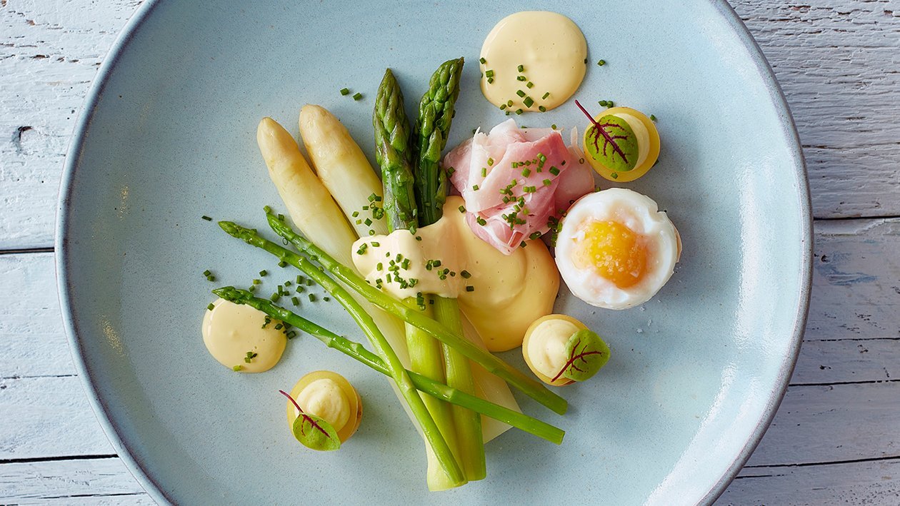 Asparagus à la Flamande – - Recipe