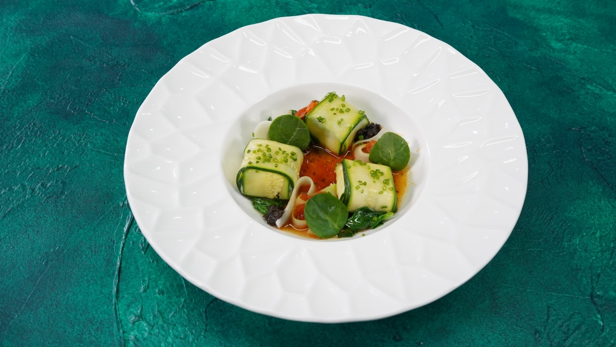 Zucchini Parcel with Garlic Basil Tomato Broth – - Recipe