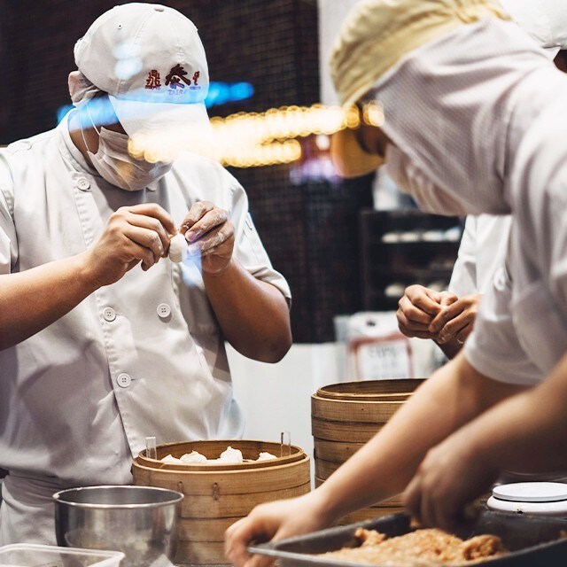 Reassure Diners with These Food Safety Practices