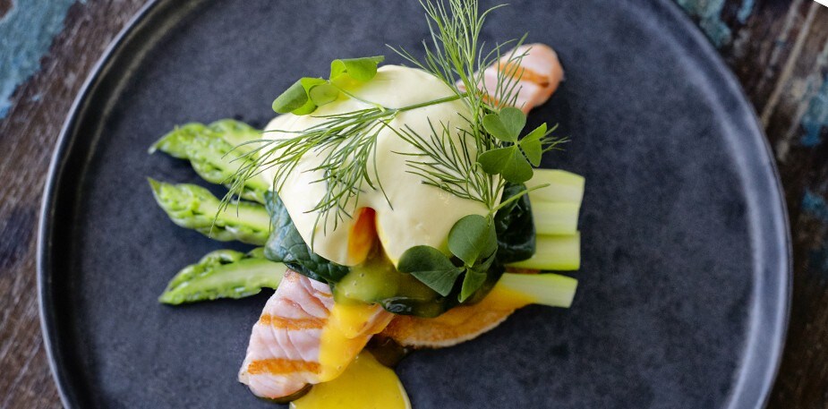 Eggs Benedict with Grilled Salmon