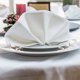 餐巾应随手可得